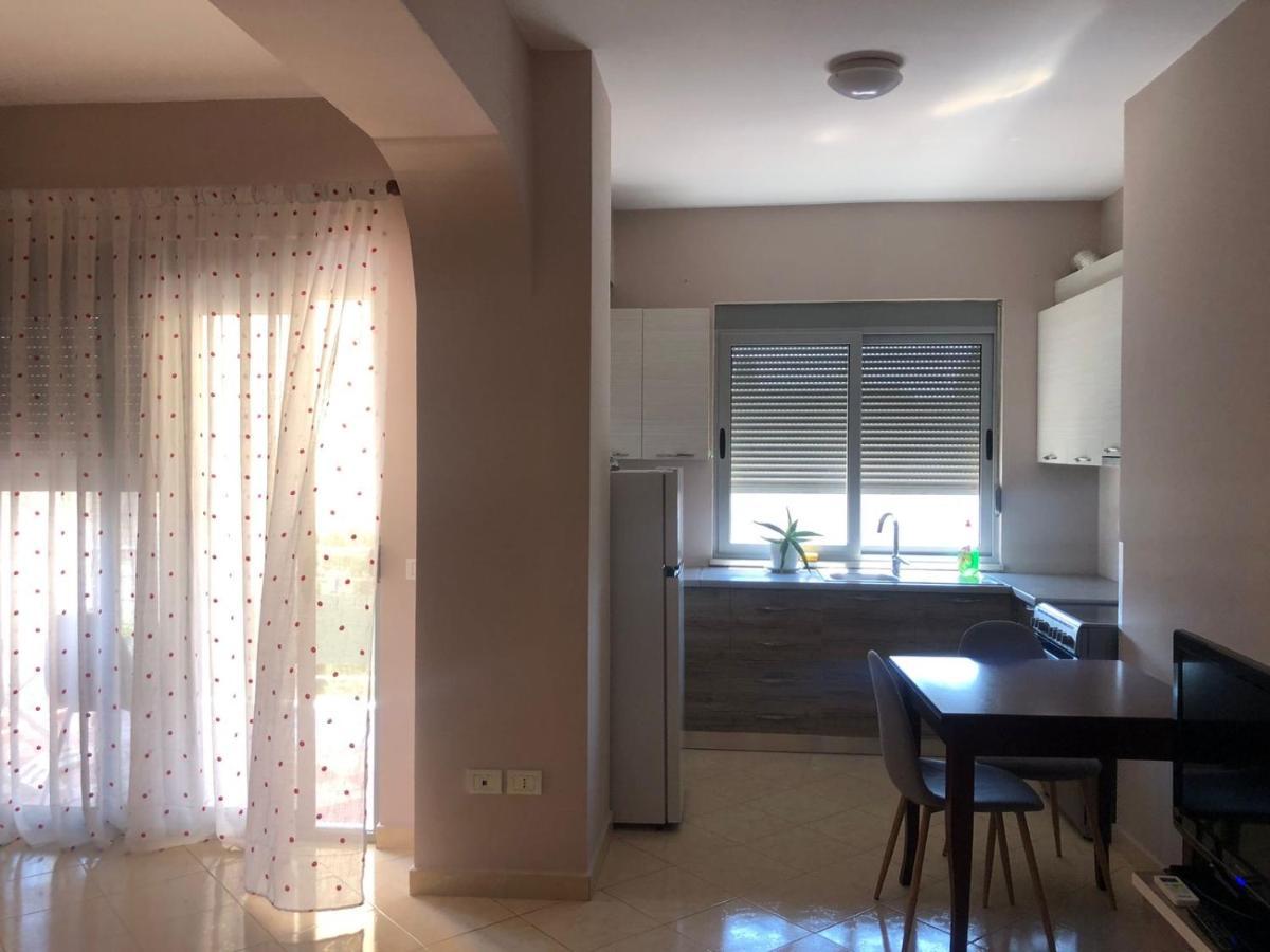 Center Apartment Wlora Zewnętrze zdjęcie