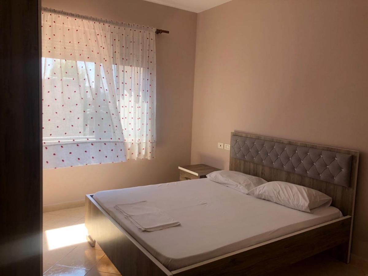 Center Apartment Wlora Zewnętrze zdjęcie