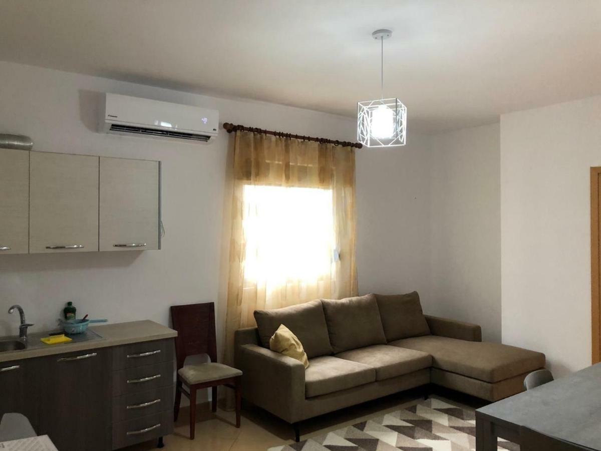 Center Apartment Wlora Zewnętrze zdjęcie